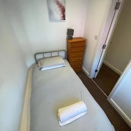 2 Laurel Court Semesterbostad *