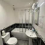 2 Laurel Court